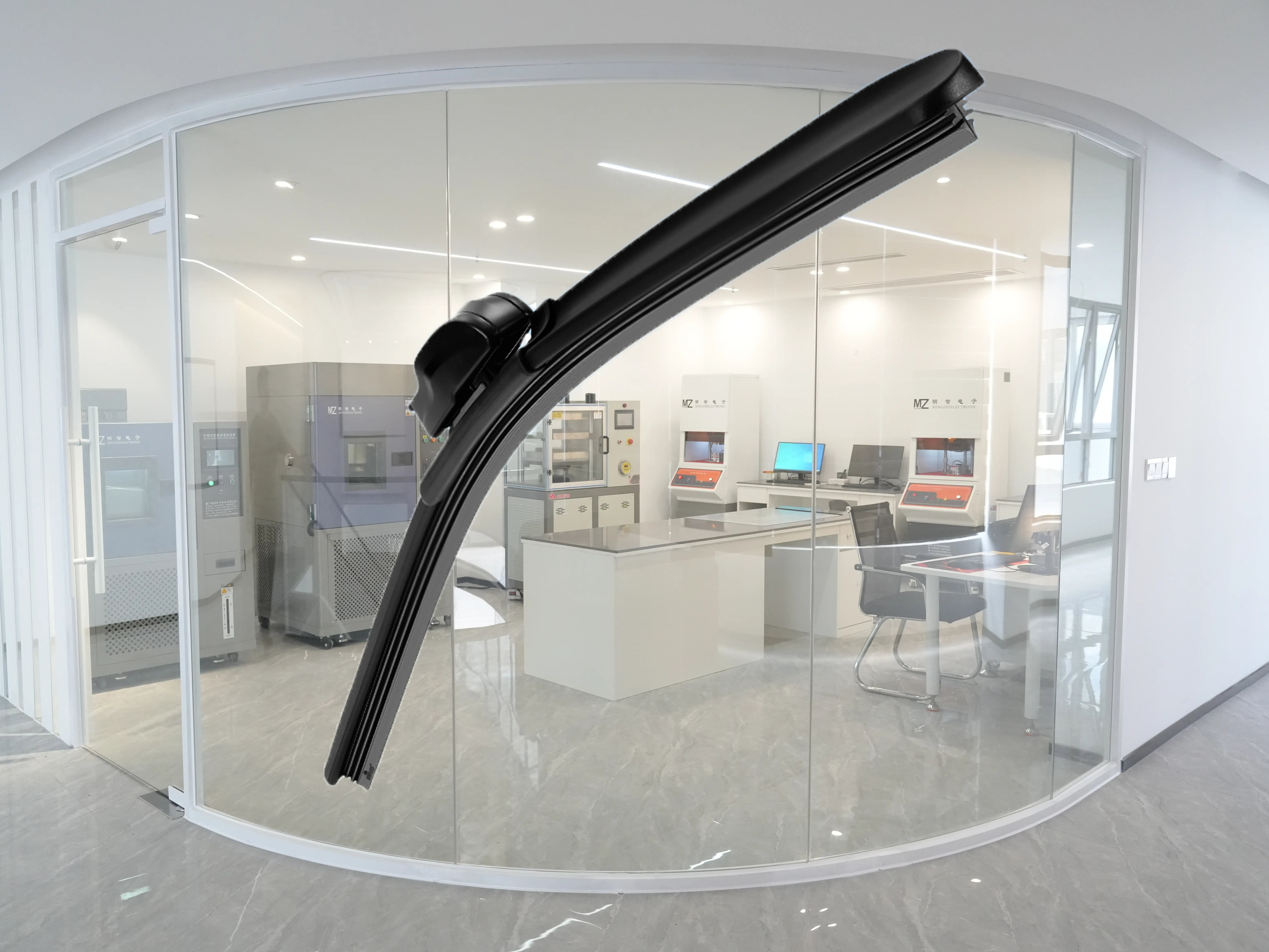 Vad är hemligheten med verkligt allväders torkarblad som tillverkas av fabriken?